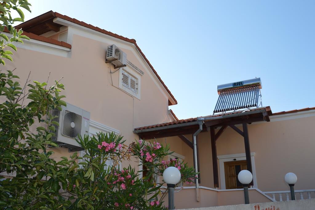 Apartments Goga Mali Lošinj Exterior foto