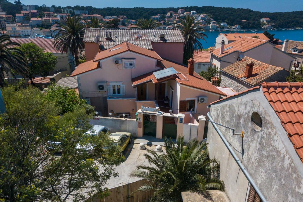 Apartments Goga Mali Lošinj Exterior foto